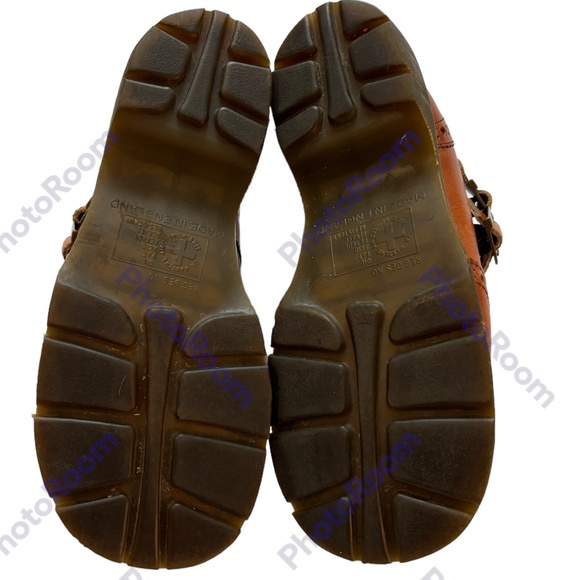 Chunky Double Strap Vintage Dr. Martens Brown Wingtip Mary Jane’s Size US 8. (9) - Picture 8 of 10